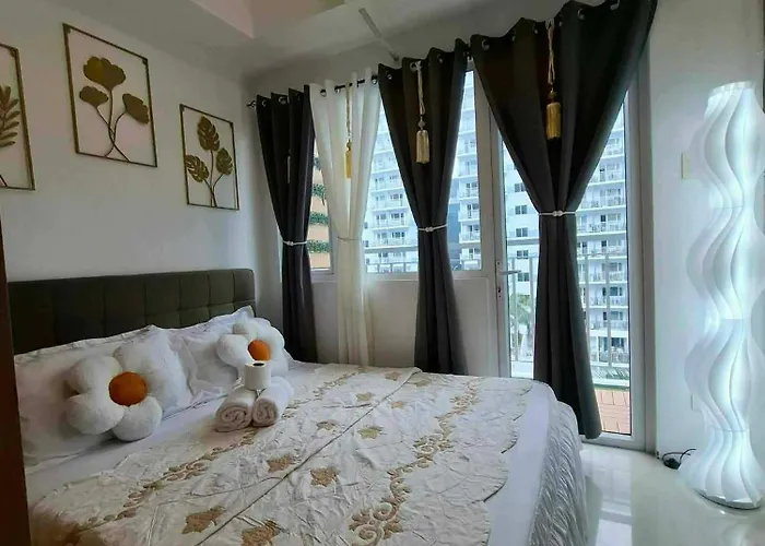 Hotel Aiden's Staycation *