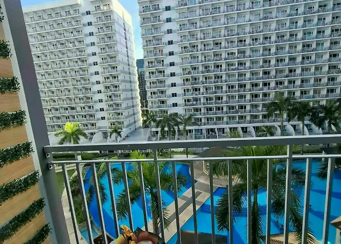 Hotel Aiden's Staycation